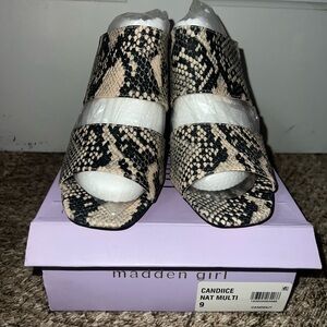 Madden Girl Candiice Block Heel Slip On Sandals - Size 9 - Snakeskin
